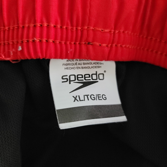 Men's XL Speedo Black, White and Red Swim Trunks. NWOT - Picture 4 of 5